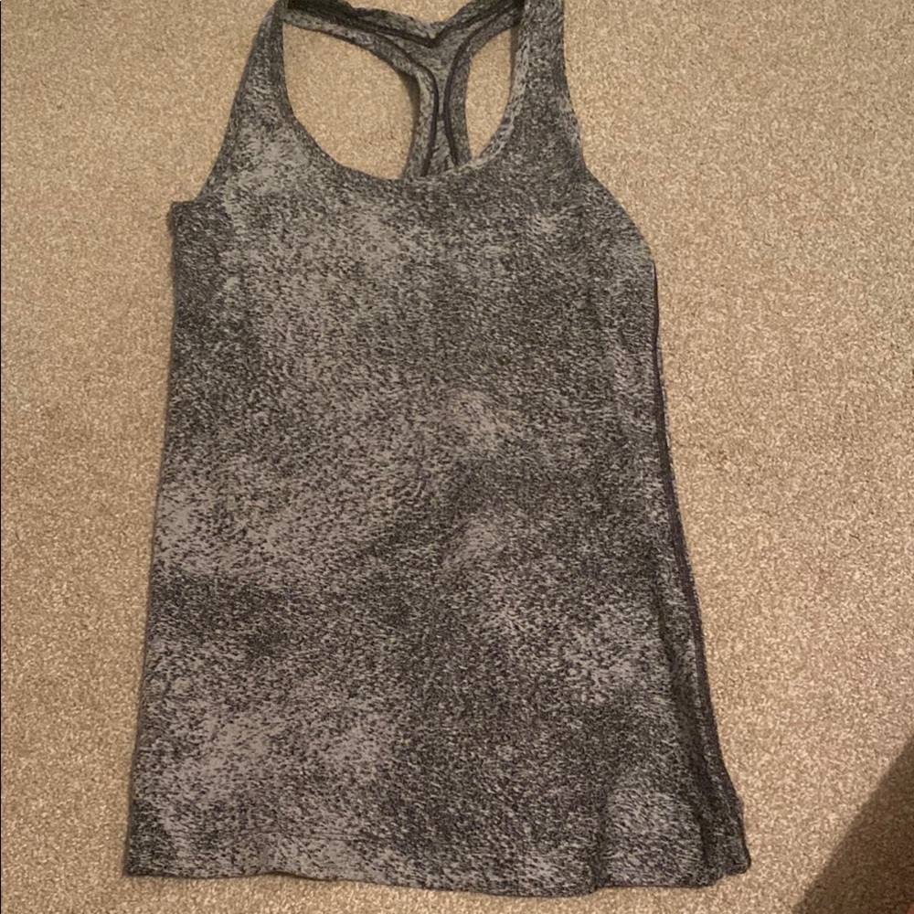 Women’s Lululemon Gray and Black Speckled Tank